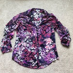 Express floral button up